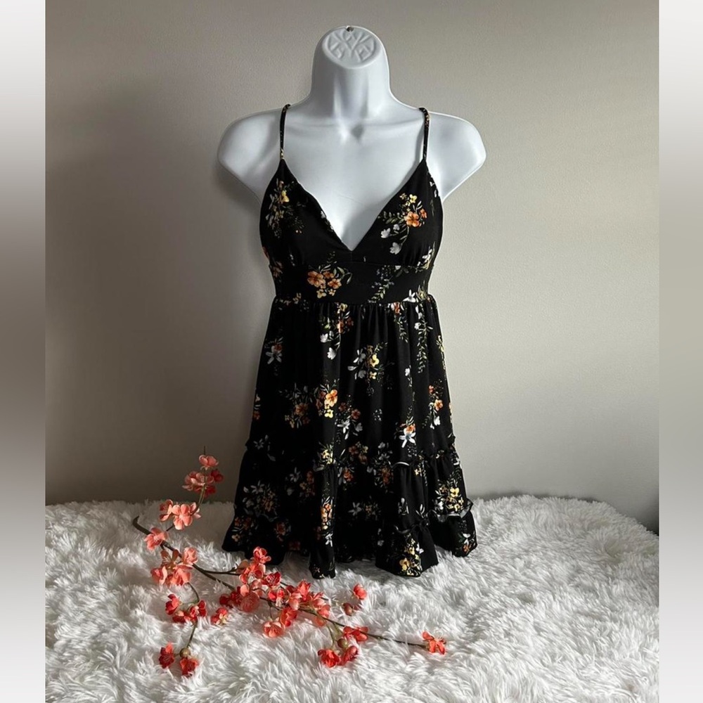 Windsor black and yellow floral mini dress  - size small